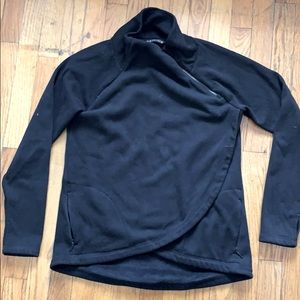 Athleta Cozy Karma Sweatshirt - Black - Sizw M